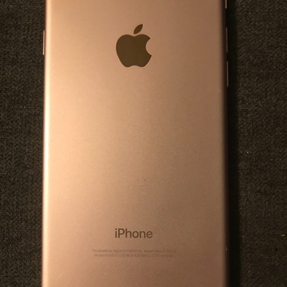 Rose gold iPhone 7 32 fb Verizon